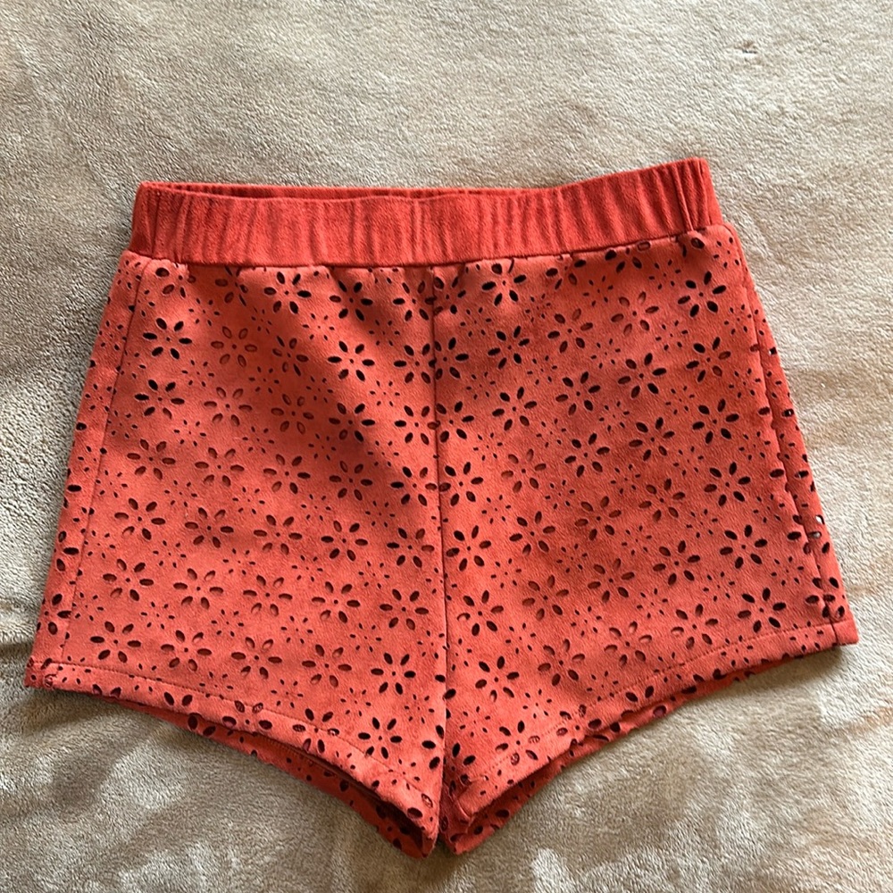 Suede shorts, rust with flower pattern, size S